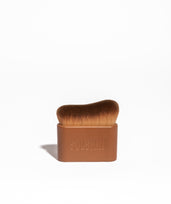 Sculpt & Glow Tanning Brush